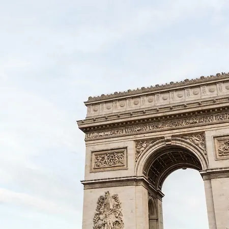 Appartamento Veeve - Crisp Whites In The 16th Parigi